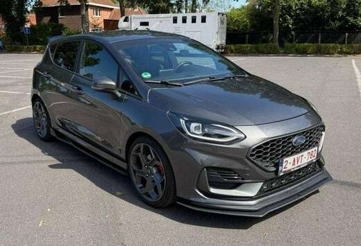 Ford Fiesta ST 1.5 EcoBoost Ultimate