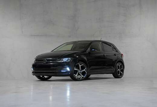 Volkswagen ✖  AUTO | 18\' R-LINE | APPLE CARPLAY |  ...