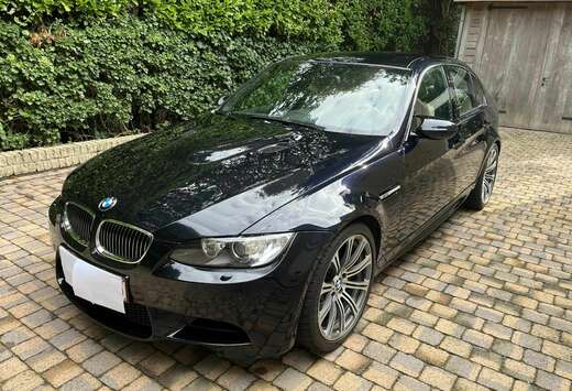 BMW M3 4.0i V8 32v