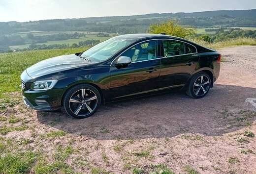 Volvo D2 120 ch Stop&Start R-Design