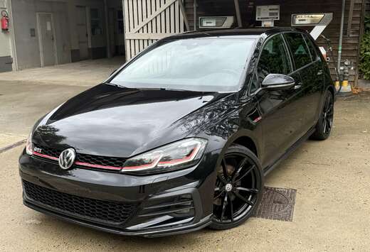 Volkswagen DYN Audio!   Mich Pilot 4s!   Apple Carpla ...
