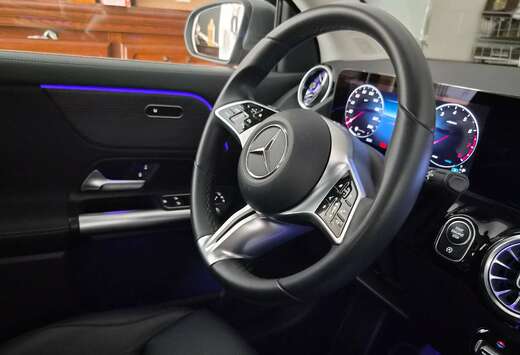 Mercedes-Benz GLA 180 Luxury Line