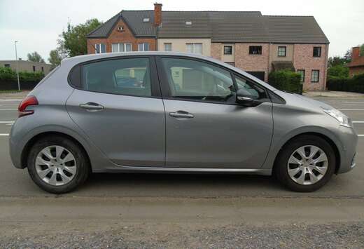 Peugeot 1.2i PureTech Access *Ohboek*Airco*WEINIG KM