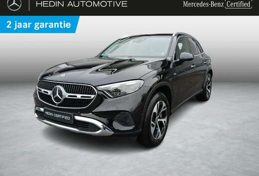 Mercedes-Benz e 4MATIC SUV Luxury Line  Smartphone In ...