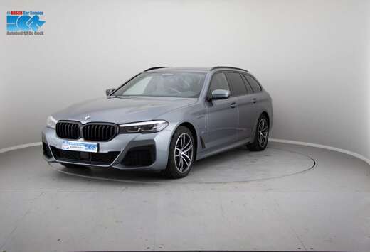BMW Touring 530E M-Package, panodak, trekhaak