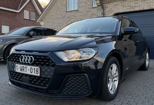 Audi Sportback 30 TFSI Advanced