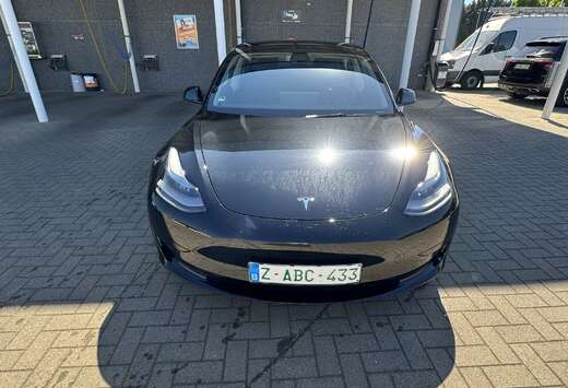 Tesla Model 3 60 kWh Standard Plus