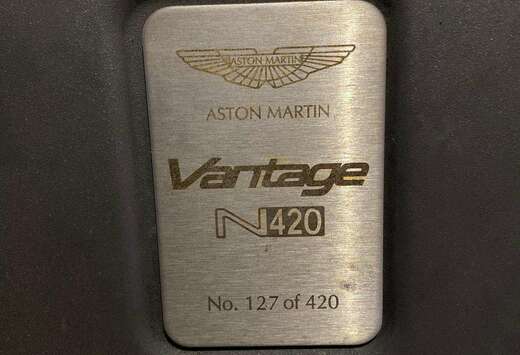 Aston Martin 4.7i V8 Sportshift