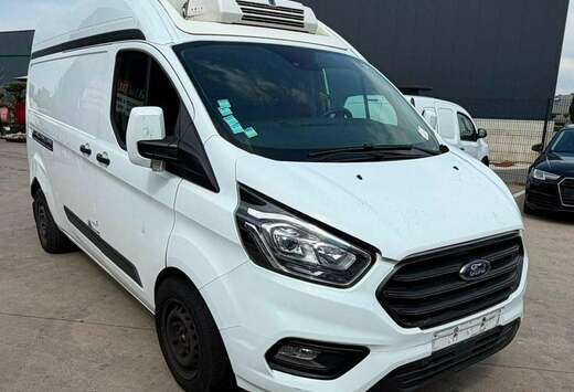Ford custom (stock ID: 60812)