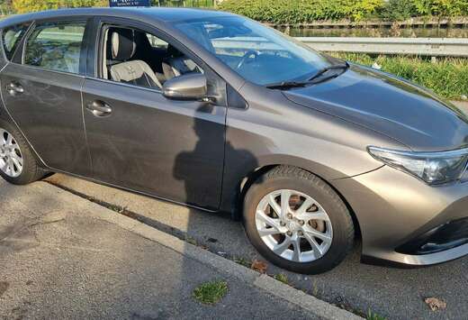 Toyota Auris 1.33i VVT-i Active