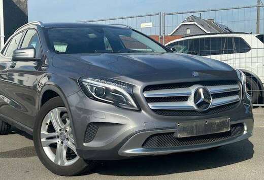 Mercedes-Benz GLA 180 Activity Edition