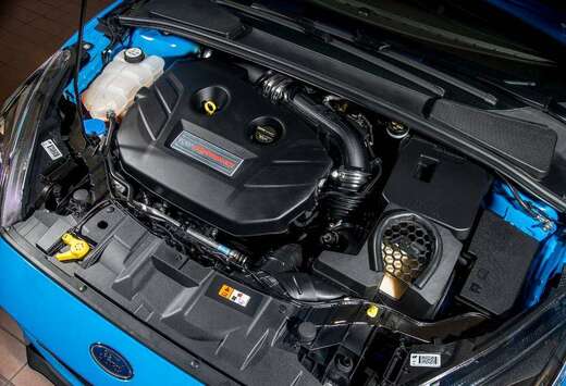 Ford Focus RS 2.3 EcoBoost 4x4 Limited