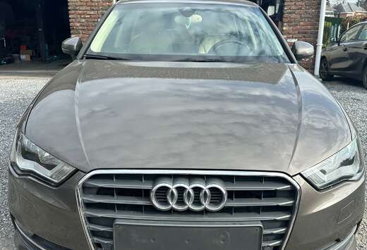 Audi A3 Sportback 1.6 TDi Ambiente S tronic