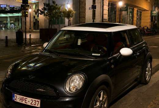 MINI 1.6i Édition John Cooper Works