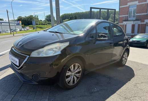 Peugeot 208 1.2i Access // EXPORT //CARROSSERIE //
