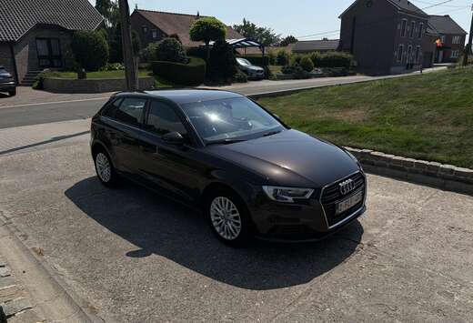 Audi Sportback 1.6 TDi Design S tronic