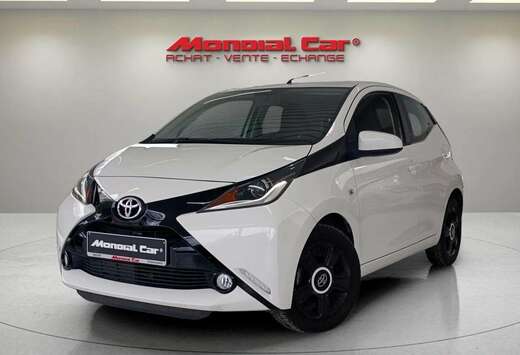 Toyota 1.0i VVT-i x-music * Garantie * Clim * Caméra ...