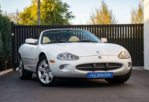 Jaguar 4.0 V8 / CONVERTIBLE / FULL SERVICE HISTORY /  ...