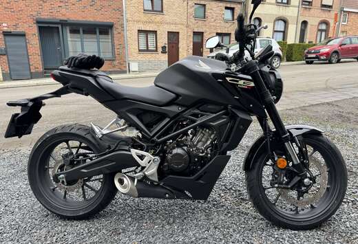 Honda CB 125 R 2025