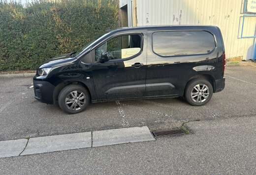 Peugeot 1.5 BlueHDi L1 STD Heavy S/S (EU6.4)