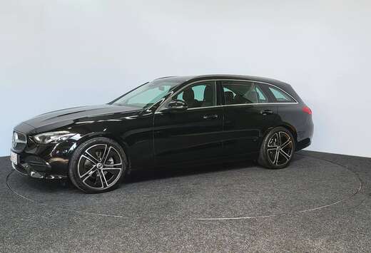 Mercedes-Benz 200 d | 2025 | 34.917 km | Adaptive Cru ...