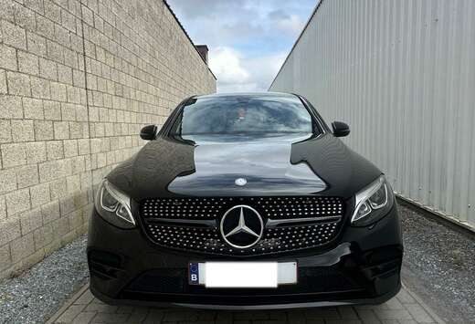Mercedes-Benz Coupe 4Matic 9G-TRONIC AMG Line