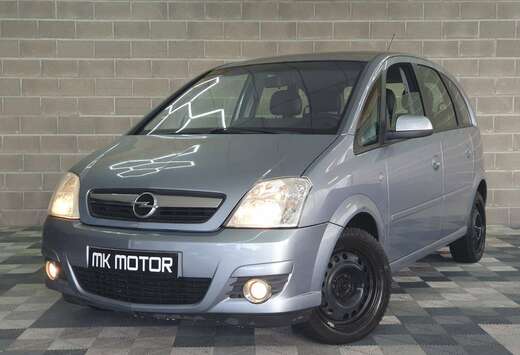 Opel 1.6 ESSENCE 105CV - BOITE AUTO - CAPTEURS - CLIM