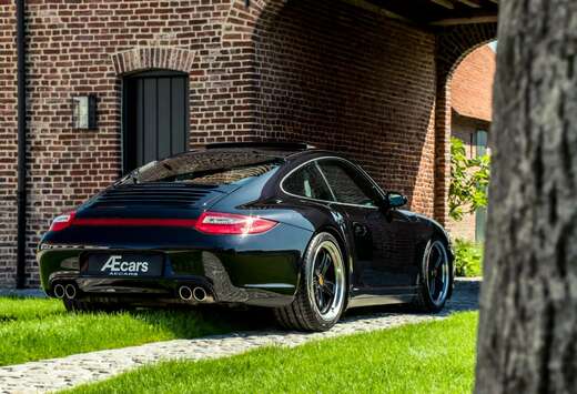 Porsche 911 C4S  *** MANUAL / XENON / SPORT EXHAUST * ...