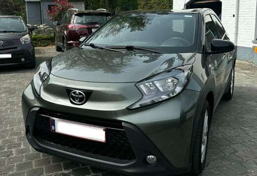 Toyota Pulse + Tech pack