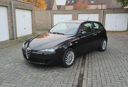 Alfa Romeo 147+1.6+Twin+Spark+ECO+Distinctive