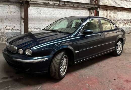 Jaguar X-Type 2.5i V6 24v Executive