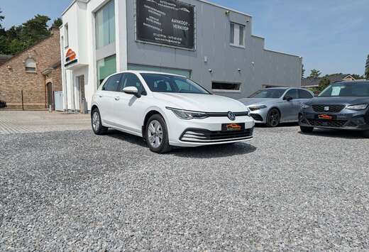 Volkswagen 1.0 eTSI Life OPF DSG  NAVI/CARPLAY  AMBIE ...