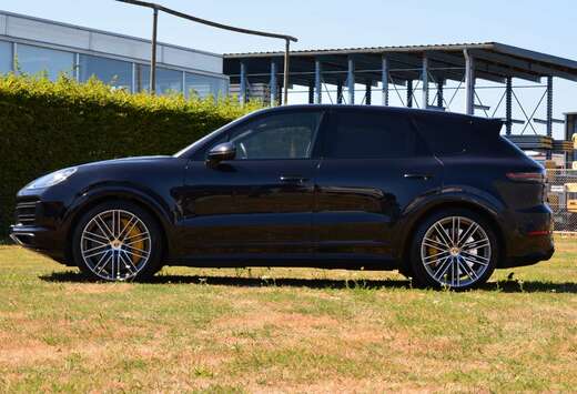 Porsche Cayenne 4.0 Bi-Turbo V8 Tiptronic