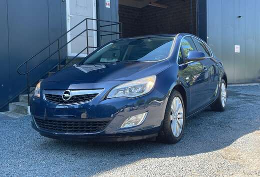 Opel Astra 1.6i