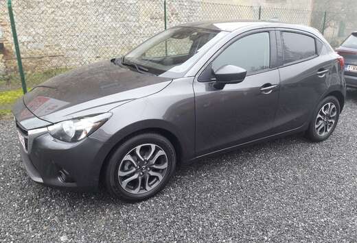 Mazda 2 1.5i Skyactiv-G Skydrive Ginza