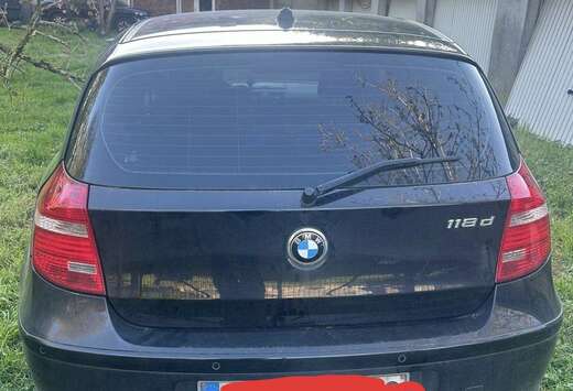 BMW 118d 143 ch Edition Black & White