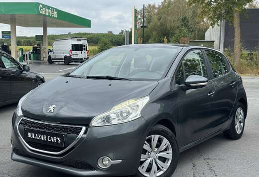Peugeot 208 1.2i*CARNET*NAVI*CLIM*GARANTIE 12 MOIS