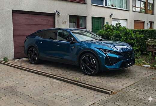 Peugeot Plug-In Hybrid 225 e-EAT8 GT