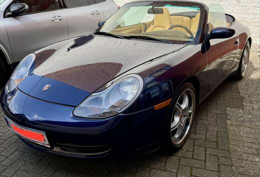 Porsche Carrera 4 Cabriolet