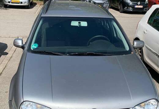 Volkswagen 1.4i Base Edition