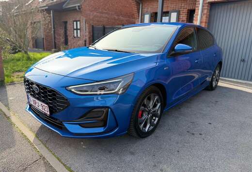 Ford Focus 1.0 EcoBoost MHEV ST-Line X