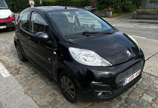 Peugeot 107 1.0i Active / AIRCO