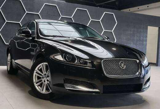 Jaguar XF 2.2 D CUIR NAVI XENON