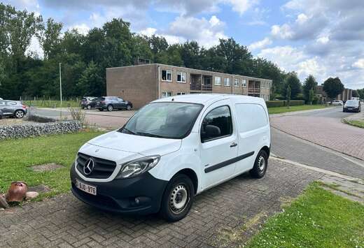 Mercedes-Benz 109 CDI BlueEFFICIENCY lang