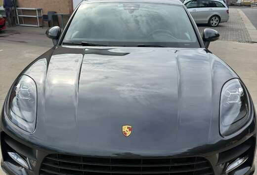 Porsche Macan 2.0 Turbo PDK