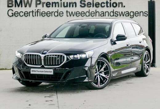 BMW eDrive40 Touring M Sport | PANO |