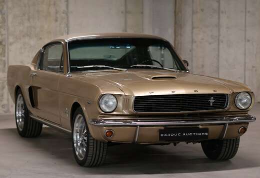 Oldtimer Mustang Fastback