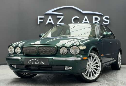 Jaguar Super V8 4.2i V8 32v * 1ER PROP + CUIR + JANTE ...