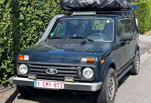 Lada 1.7i