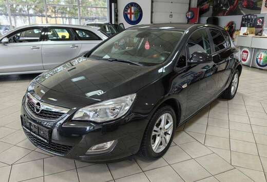 Opel Astra 1.6 CDTi ECOTEC D 120 Years S/S (EU6.2)